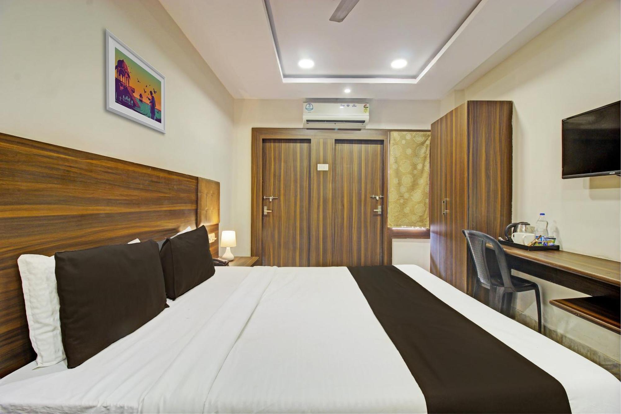 Hotel O Srujana Stay Inn Гайдарабад Екстер'єр фото